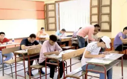 طلاب الثانوية العامة يؤدون اليوم امتحان اللغة الأجنبية الثانية