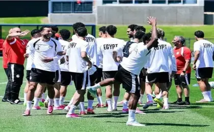 بعثة منتخب مصر تطير إلى سياتل استعدادا لمباراة إيران
