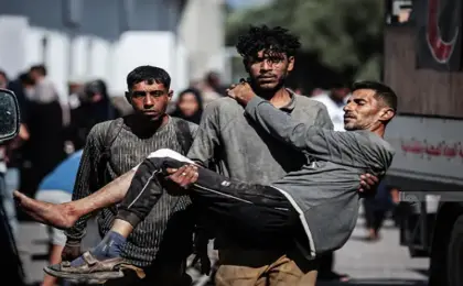 إصابات جراء قصف مسيّرة للاحتلال وسط قطاع غزة