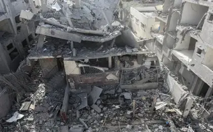 شهيد وعدد من الإصابات فى قصف استهدف خيمة للنازحين داخل مدرسة غرب مدينة غزة