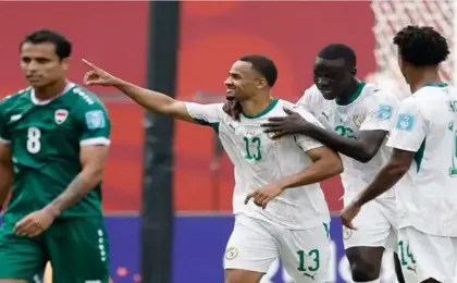 السنغال تكتسح العراق بخماسية وتعزز فرصها فى التأهل لدور الـ32