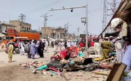 مصرع وإصابة 10 أشخاص إثر انفجار مزدوج فى شمال غرب باكستان