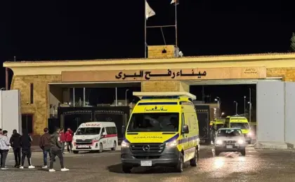 معبر رفح البرى يستقبل دفعة جديدة من العائدين الفلسطينيين