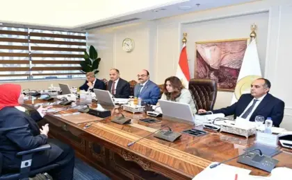 منال عوض تترأس لجنة اختيار المتقدمين على بعض الوظائف القيادية الشاغرة بالوزارة