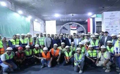 وزير النقل يشهد خروج ماكينة الحفر النفقى الثانية من محطة المساحة بإتجاه محطة الجيزة ضمن أعمال تنفيذ المرحلة الاولى من الخط الرابع للمترو