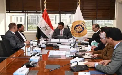 وزير الصناعة يبحث مع مسؤولى شركة جوتن مصر للدهانات خططها التوسعية وجهود تعميق التصنيع المحلى