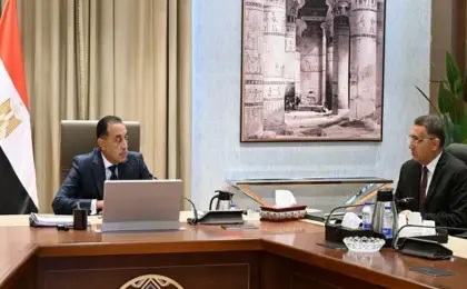 رئيس الوزراء يتابع مع محافظ القليوبية الموقف التنفيذى لعدد من المشروعات التنموية والخدمية