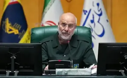 قاليباف: إيران ستؤسس خط اتصال للمرور الآمن من مضيق هرمز