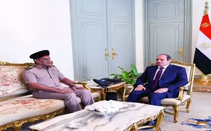 الرئيس السيسى يستقبل القائد العام للقوات المسلحة وزير الدفاع والإنتاج الحربى