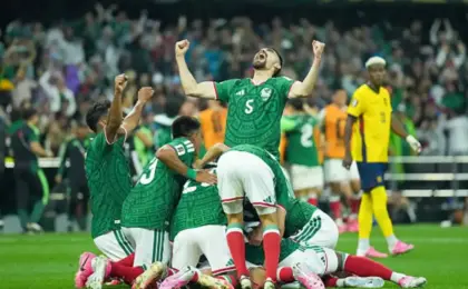 منتخب المكسيك يُقصي الإكوادور بثنائية ويتأهل لدور الـ 16 فى كأس العالم
