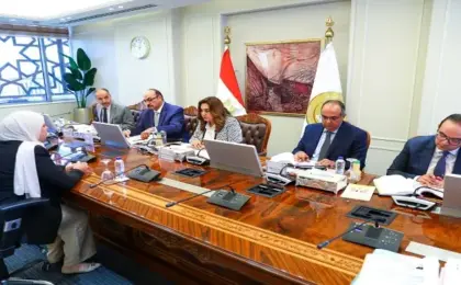 وزيرة التنمية المحلية والبيئة تترأس لجنة اختيار المتقدمين على بعض الوظائف القيادية الشاغرة بالوزارة