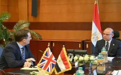 وزير الاستثمار يؤكد تعزيز الشراكة الاقتصادية مع بريطانيا