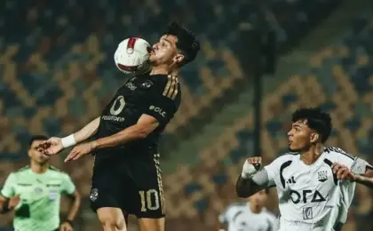 الأهلي يهزم زد بثنائية “بن شرقي وطاهر” ويحقق الفوز الثاني تواليا بالدوري