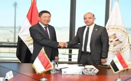 وزير الاستثمار يبحث مع سفير سنغافورة تعزيز الاستثمارات والتبادل التجاري