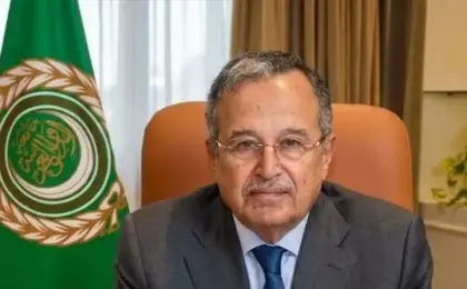 نبيل فهمى يبحث مع أمين «التعاون الإسلامى» التحرك بشأن القدس