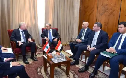 وزير الخارجية يؤكد لنظيره اللبنانى موقف مصر الثابت الداعم لسيادة لبنان ووحدة وسلامة أراضيه