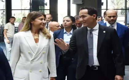 رئيس هيئة الاستثمار يستقبل رئيس قطاع البنوك الدولية بـ”إنتيسا سان باولو” ويفتتحان فرع “بنك الإسكندرية” بعد تجديده