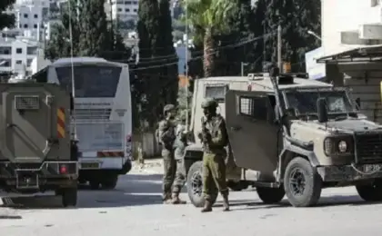 طولكرم تشهد حملة اقتحامات واسعة وتحويل منازل الفلسطينيين إلى ثكنات عسكرية إسرائيلية