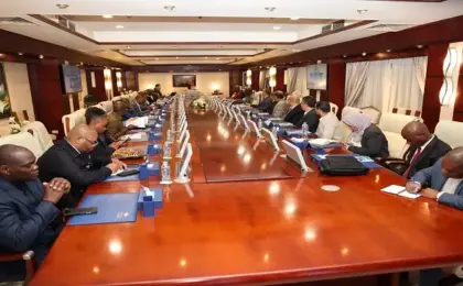 رئيس هيئة قناة السويس يبحث سبل التعاون المشترك مع وفد سفراء الجماعة الإنمائية للجنوب الإفريقي