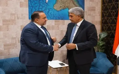وزير السياحة والآثار يبحث مع نظيره القبرصى لبحث تعزيز التعاون المشترك