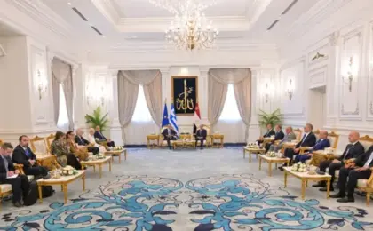 الرئيس السيسي ورئيس وزراء اليونان يبحثان تطورات التعاون في مشروع الربط الكهربائي