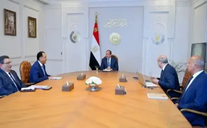 الرئيس السيسى يؤكد ضرورة العمل المستمر على تطوير منظومة الطيران المدنى