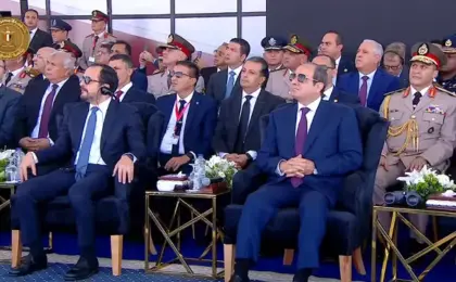 بالفيديو.. الرئيس السيسى يفتتح النسخة الثانية من معرض العلمين الدولى للطيران والفضاء 2026