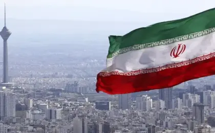 إيران تهدد أمريكا بصواريخ و”حرب اقتصادية”