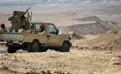 طيران الجيش اليمنى يستهدف مواقع الحوثيين.. والميليشيا تدفع بتعزيزات