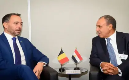 وزير الخارجية يبحث مع نائب رئيس الوزراء ووزير الخارجية البلجيكي تعزيز التعاون الاقتصادى والاستثمارى