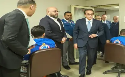 وزير الصحة يتفقد مركز الخدمات الطارئة 137 ويؤكد أهمية سرعة الاستجابة لاحتياجات المواطنين