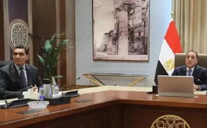 رئيس الوزراء يلتقى وزير الشباب لبحث محاور الجلسة المخصصة للقطاع