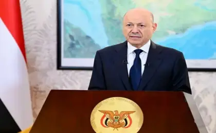 رئيس مجلس القيادة الرئاسي يدعو شعب اليمن إلى التعبئة العامة