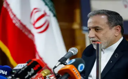 عراقجى: نتوقع ردًا أمريكيًا اليوم على مقترح إعادة فتح هرمز