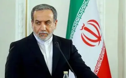 وزير الخارجية الإيراني يلتقي وسطاء المفاوضات مع أمريكا في نيويورك