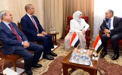 عبدالعاطى يبحث مع وزيرة خارجية اليمن سبل دعم الاستقرار فى اليمن وتعزيز العلاقات الثنائية