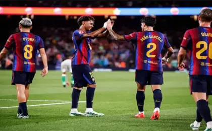 برشلونة يسعى لمواصلة الانطلاقة المثالية أمام إشبيلية فى الدوري الإسباني