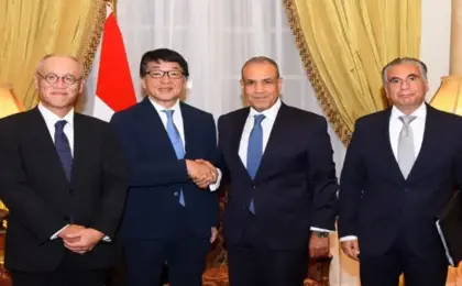 وزير الخارجية يبحث مع الرئيس التنفيذي ل”تويوتا تسوشو” تعزيز التعاون بين مصر والمجموعة اليابانية