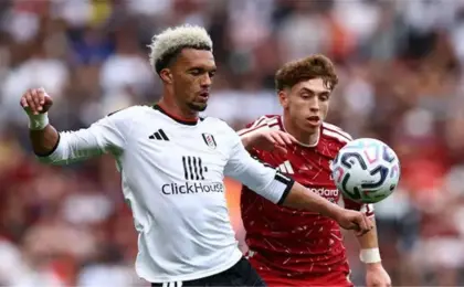 ليفربول يواصل نتائجه المخيبة في الدوري الإنجليزي بتعادله السلبي مع فولهام
