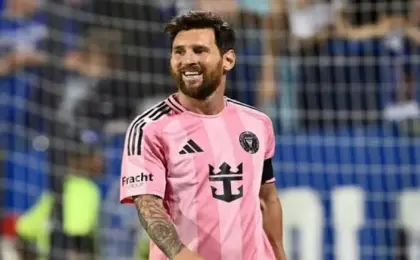 ميسى يسجل هدفه رقم 100 ويقود إنتر ميامى للفوز بكأس الأبطال