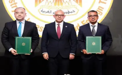 وزير الاستثمار يشهد توقيع مذكرة تفاهم بين مجموعة “منصور” و”Tianneng” الصينية لبحث الاستثمار فى صناعة البطاريات بمصر