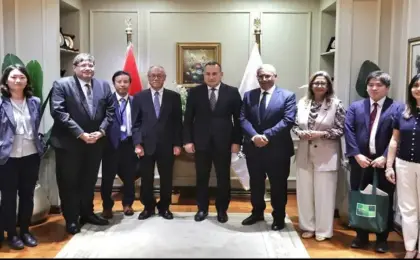 وزير التعليم العالى والسفير اليابانى يبحثان آفاقًا جديدة للشراكة فى التعليم والبحث العلمى والتكنولوجيا
