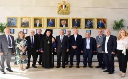 وزير الخارجية يستقبل رموزًا مصرية من أصول أرمينية