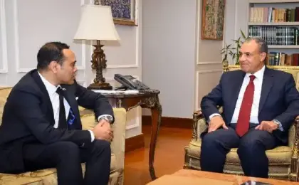 وزير الخارجية يستقبل وزير الدولة السنغافورى للشئون الخارجية والداخلية