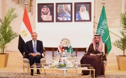وزير الخارجية يلتقى نظيره السعودى على هامش قمة بريكس