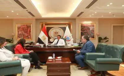وزير الصحة يبحث مع سفيرة مصر بتنزانيا سبل تعزيز التعاون الصحى والسياحة العلاجية بين البلدين