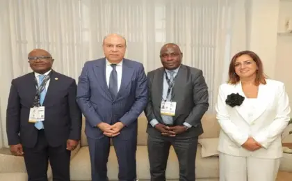 مصر تبحث مع مفوضية “AFCAC” تطوير منظومة الطيران فى أفريقيا