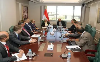 وزير الكهرباء يبحث مع سفيرة فنلندا الاستثمار فى الطاقة المتجددة والشبكات الذكية