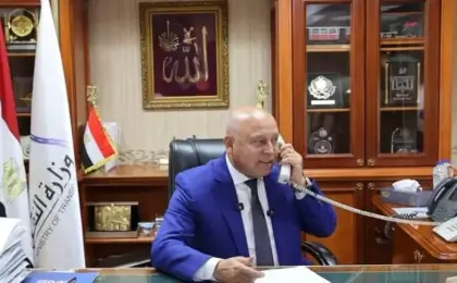 وزير النقل يوجه بتشكيل لجنة عاجلة لتحديد أسباب حادث قطارى بضائع البليدة
