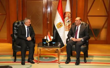 وزير العمل يبحث مع نظيره اليمنى تعزيز التعاون فى التشغيل والتدريب وتأهيل العمالة
